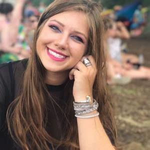 Meet your Posher, Gabrielle